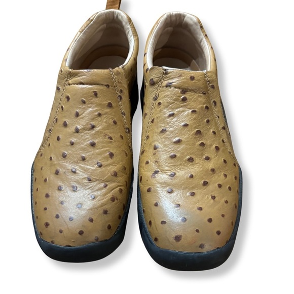 ? Roper Performance Faux Ostrich Slip-On Shoes | Tan/Brown | Size 8.5 main image 6